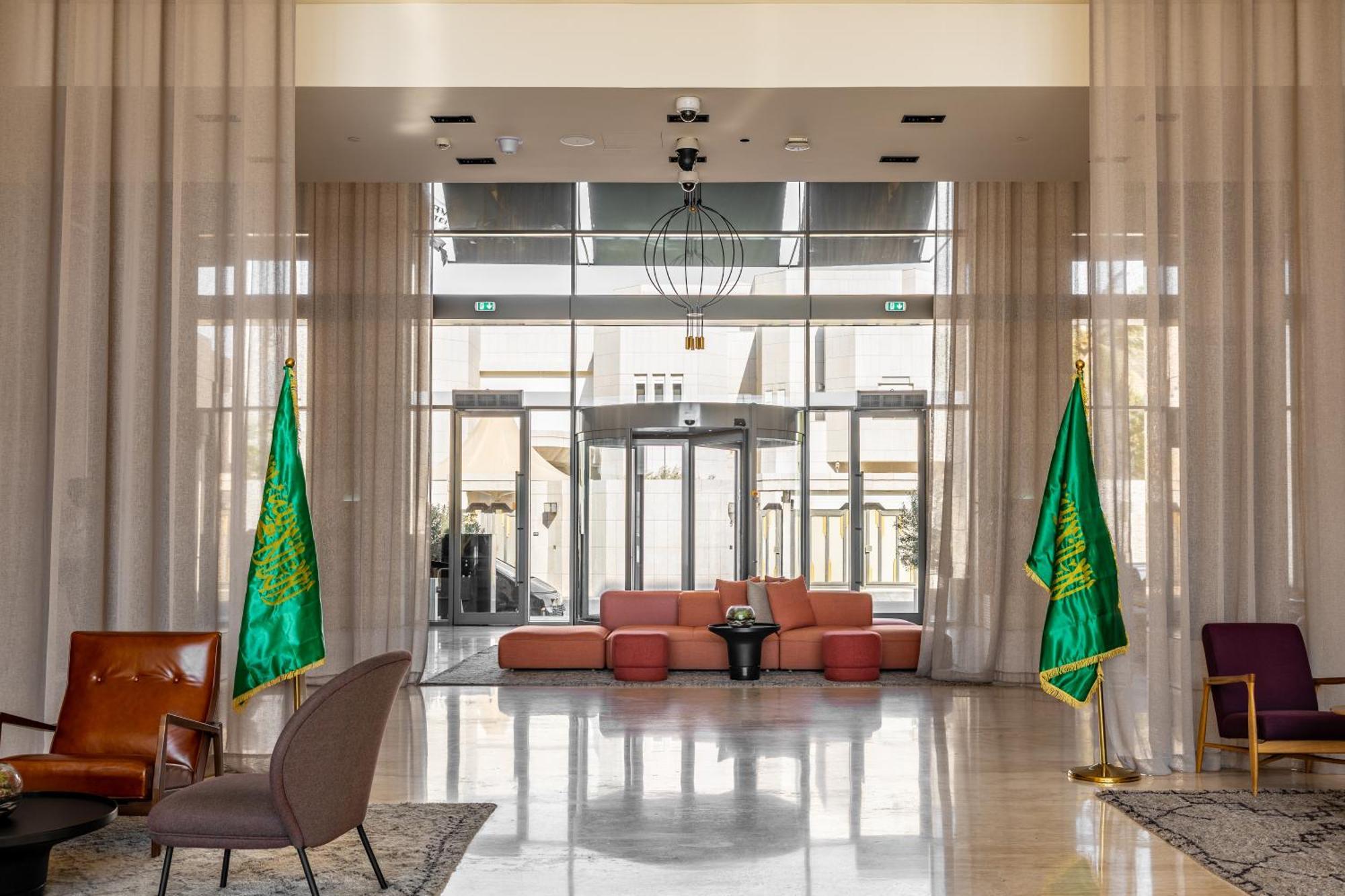 Shirvan Hotel City Yard ג'דה מראה חיצוני תמונה The lobby of the hotel
